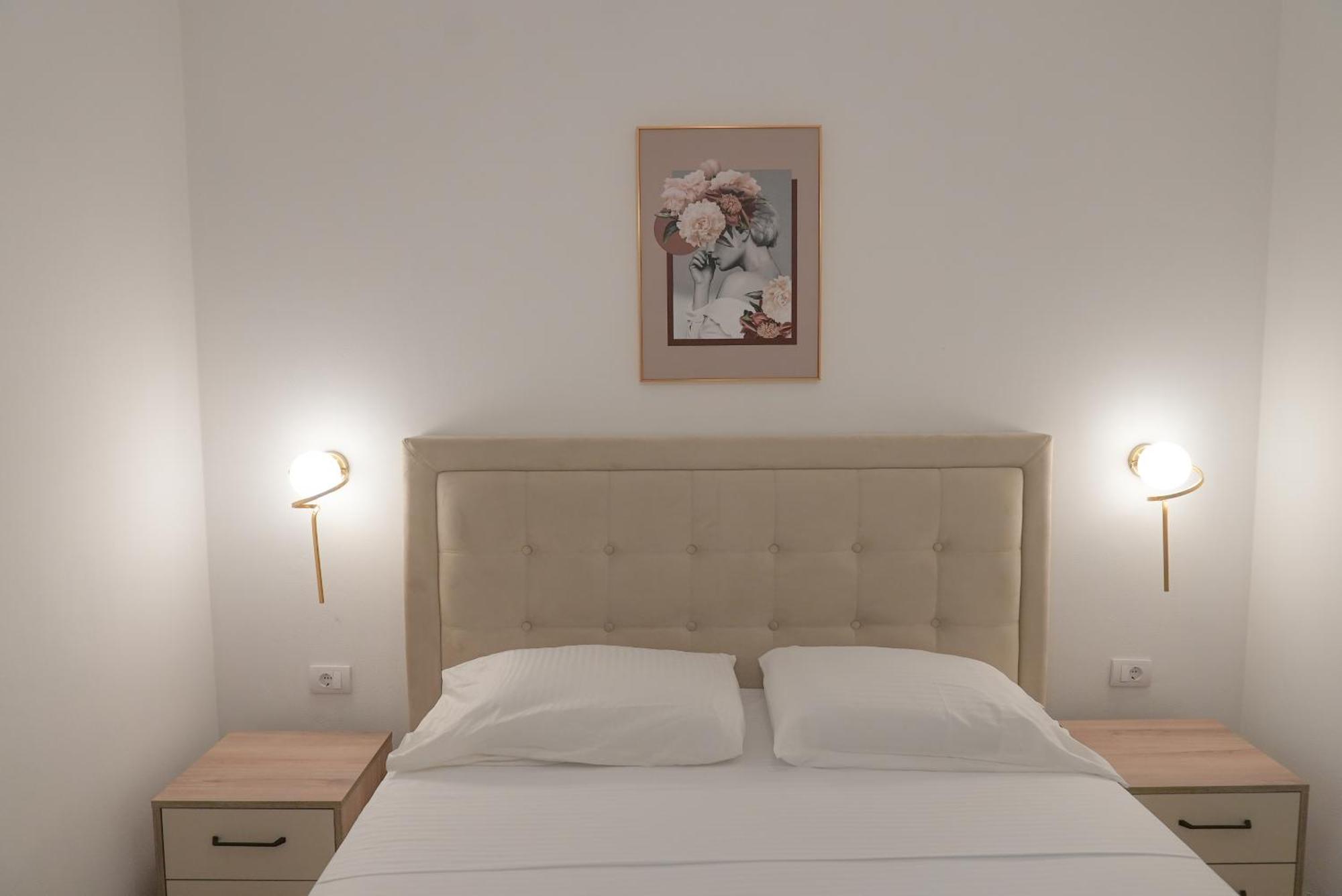 Mar Nero Apartments Bregvija Eksteriør billede