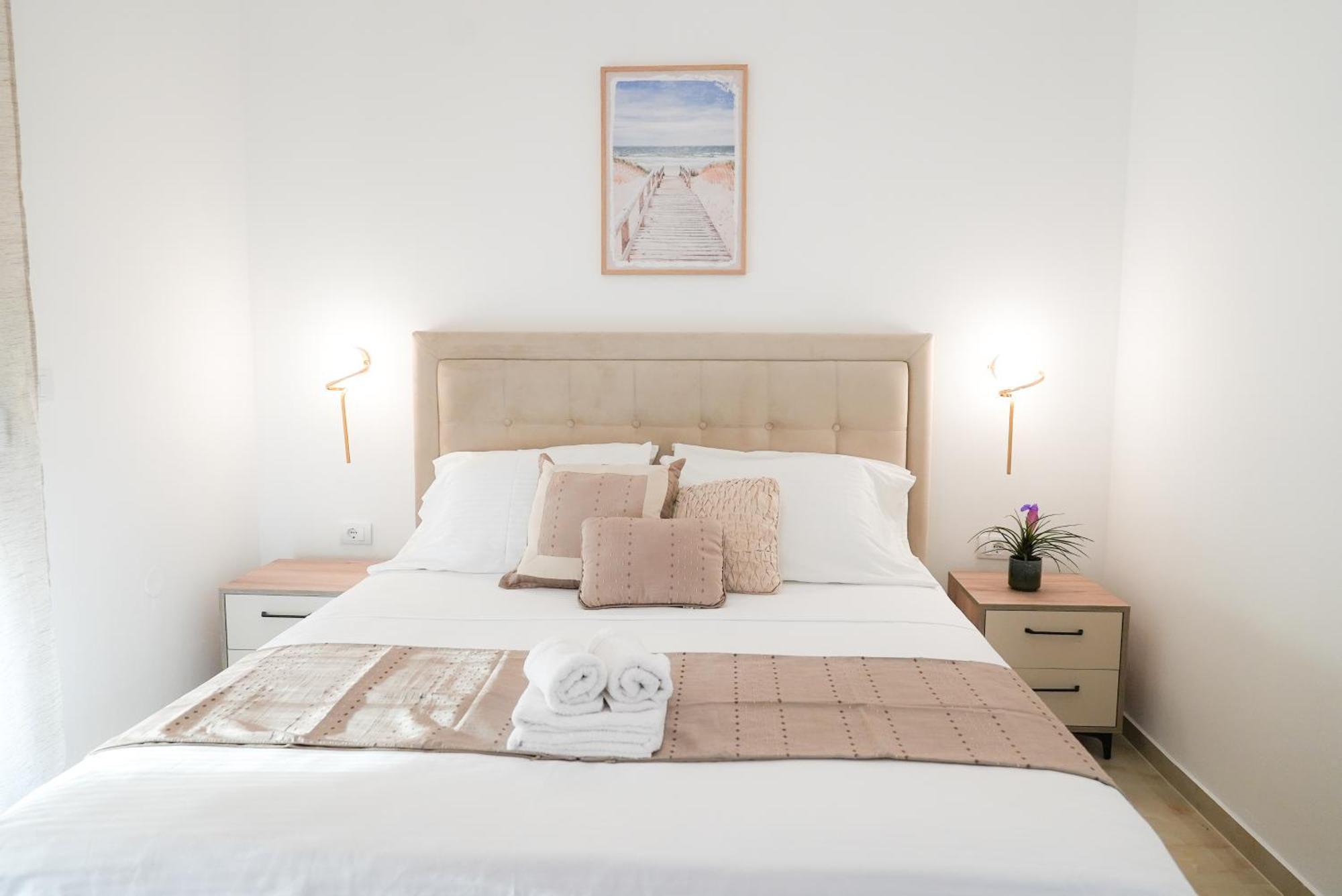 Mar Nero Apartments Bregvija Eksteriør billede