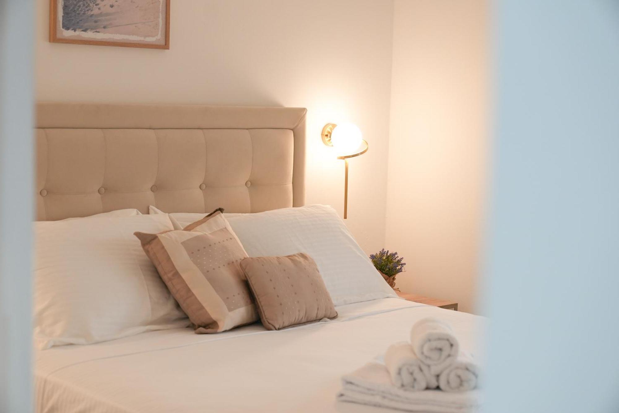 Mar Nero Apartments Bregvija Eksteriør billede
