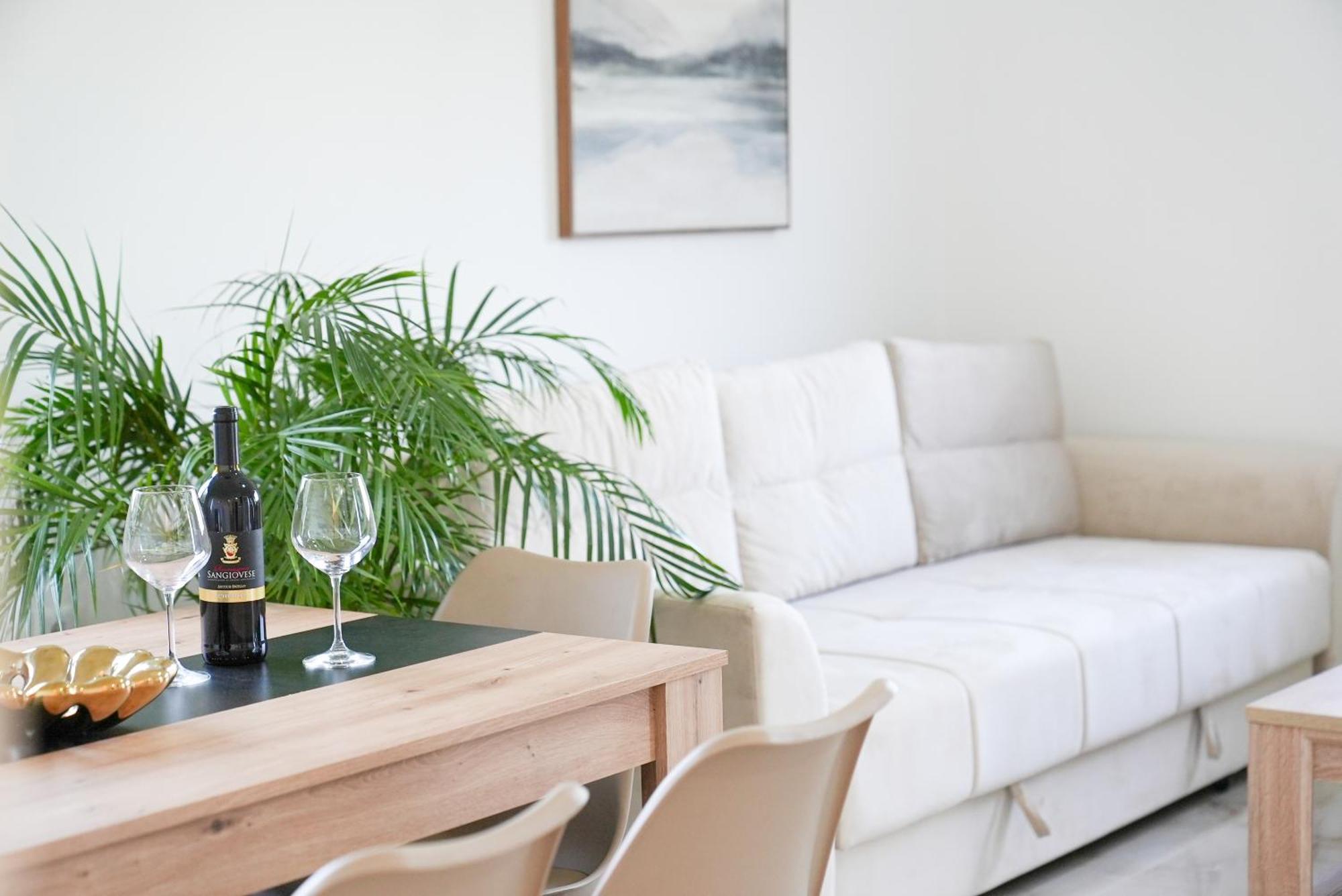 Mar Nero Apartments Bregvija Eksteriør billede