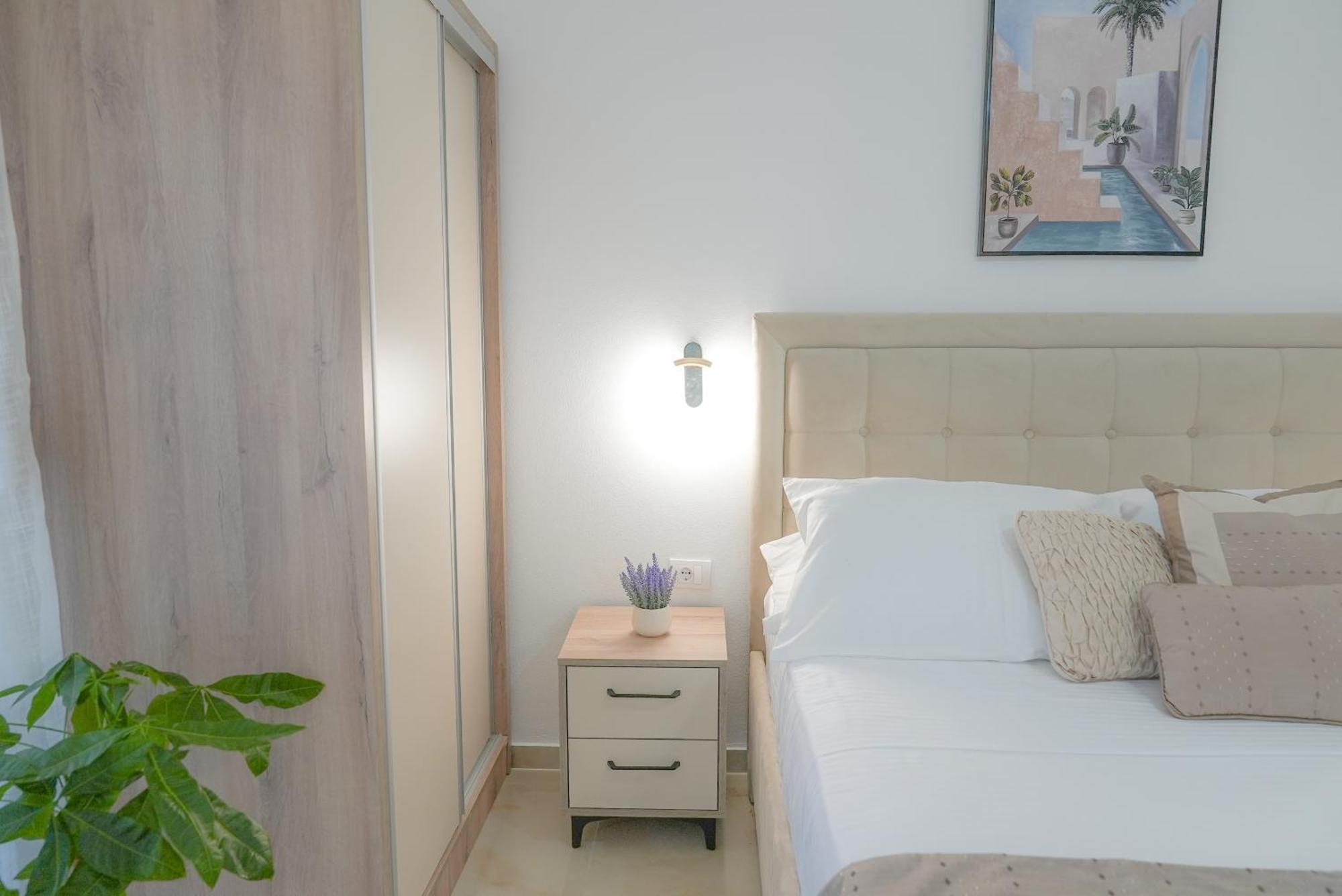 Mar Nero Apartments Bregvija Eksteriør billede